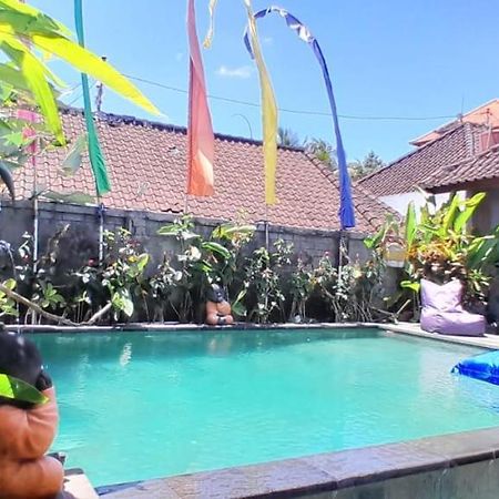The Wayan House Hostel อูบุด ภายนอก รูปภาพ