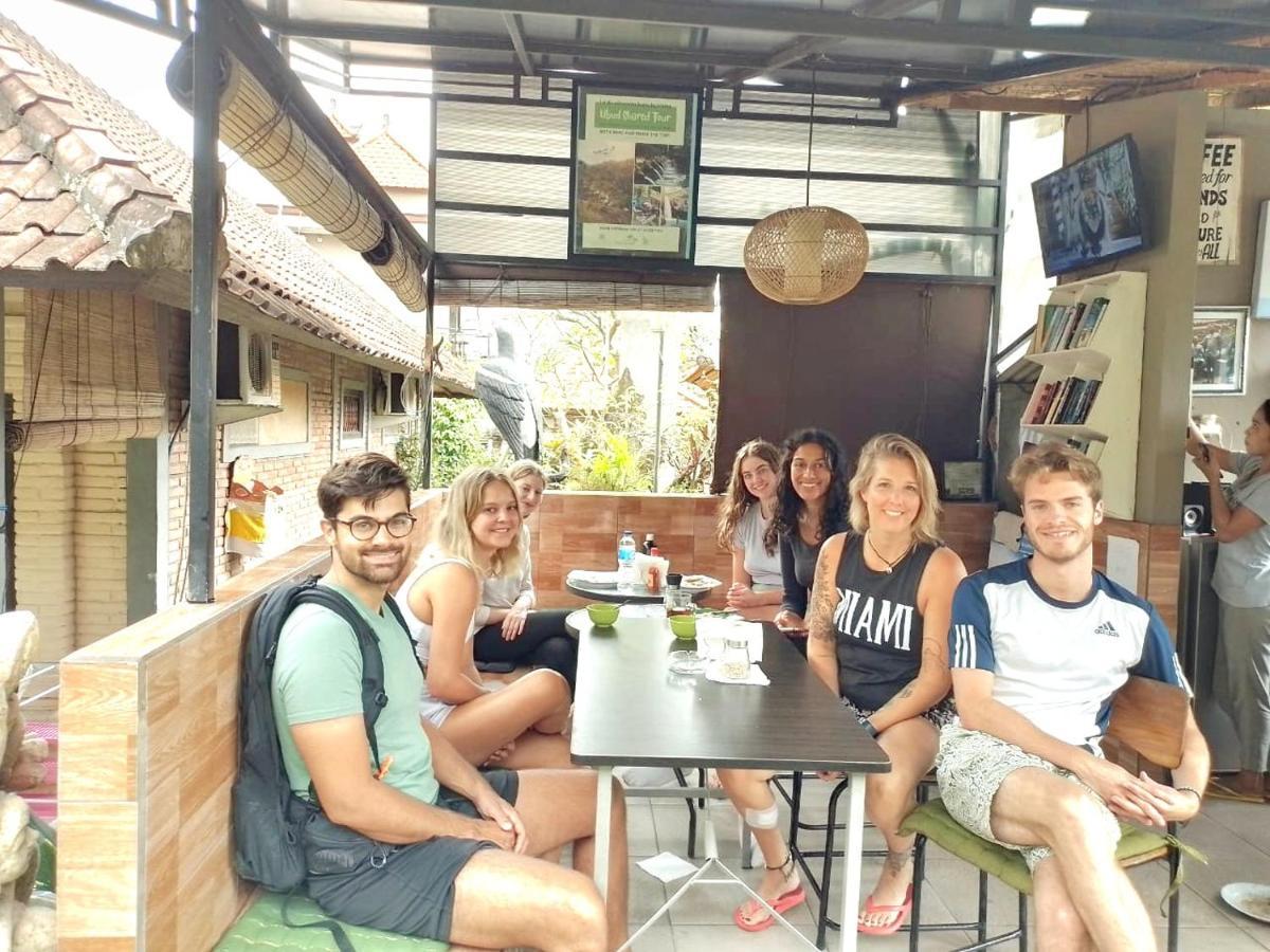 The Wayan House Hostel อูบุด ภายนอก รูปภาพ