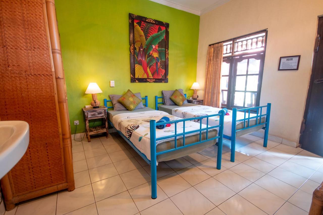 The Wayan House Hostel อูบุด ภายนอก รูปภาพ