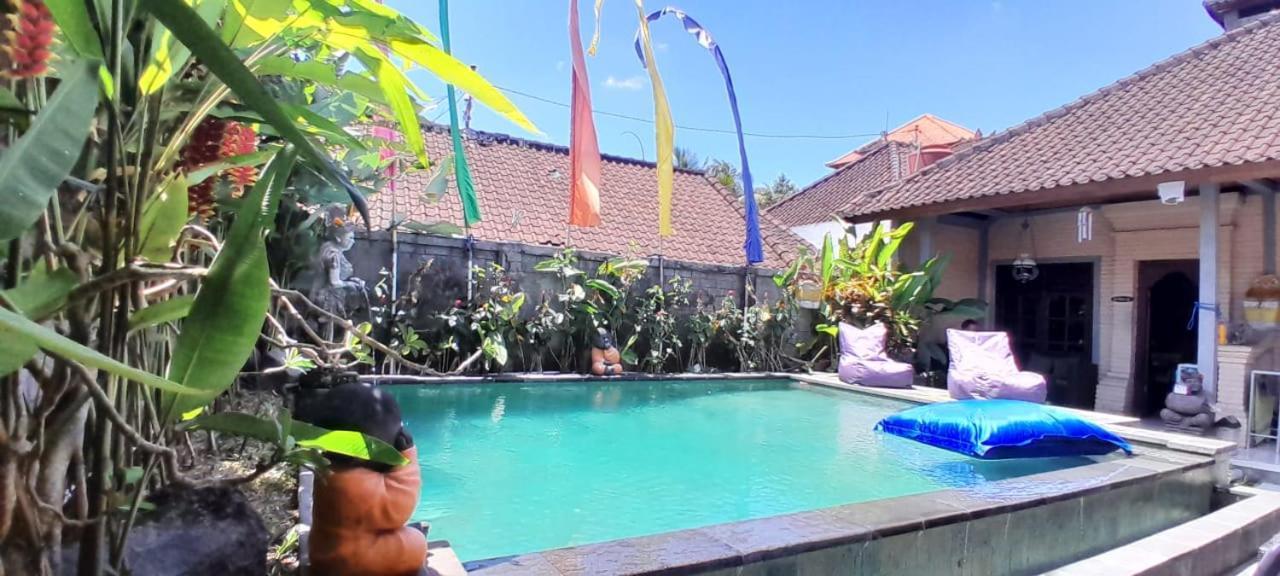 The Wayan House Hostel อูบุด ภายนอก รูปภาพ