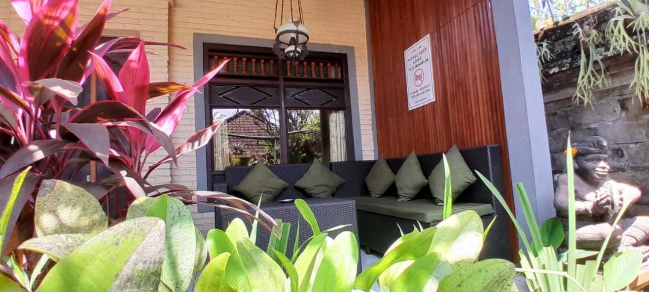 The Wayan House Hostel อูบุด ภายนอก รูปภาพ